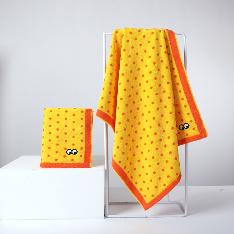 Minions cotton embroidered bath towel (Y8871)