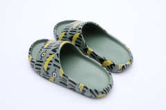 Minions thick bottom parent-child Rubber Men's sandal (L6606)