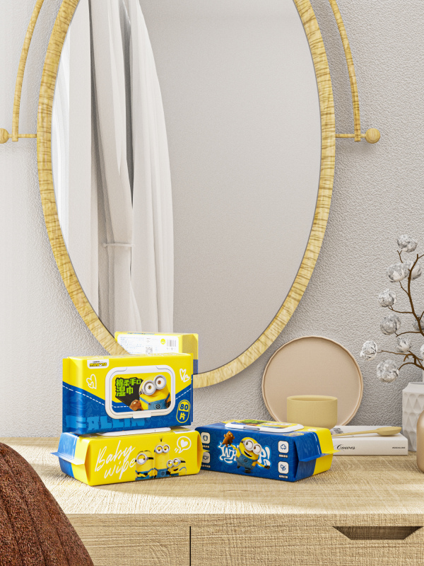 Minions 80 cotton soft hand and mouth wipes (C0966)