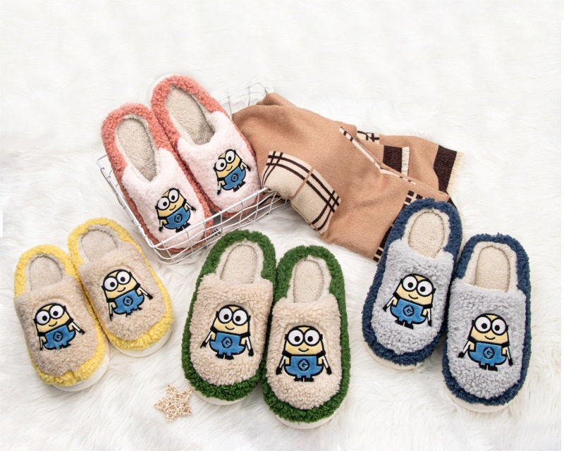 Minions plush cartoon warm cotton slippers L6157