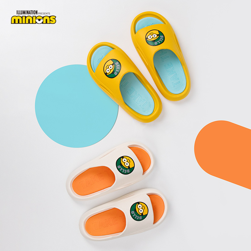 Minion Fun sandals L6652