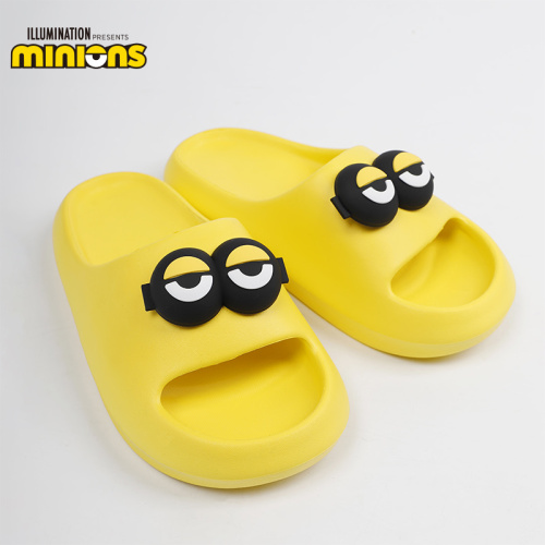 Minions big eyes cute flip-flops