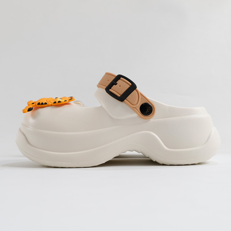 Garfield Family Cat Tail Drag Sandals
