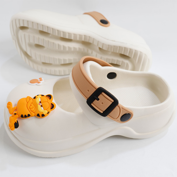 Garfield Family Cat Tail Drag Sandals