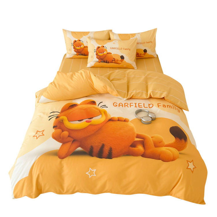 The Garfield Movie Leisurely Garfield 4-piece Bedding Set