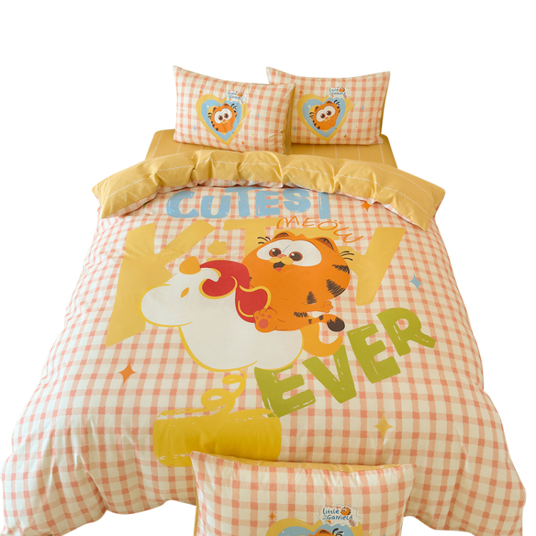 The Garfield Movie Cute Garfield 4-piece Bedding Set