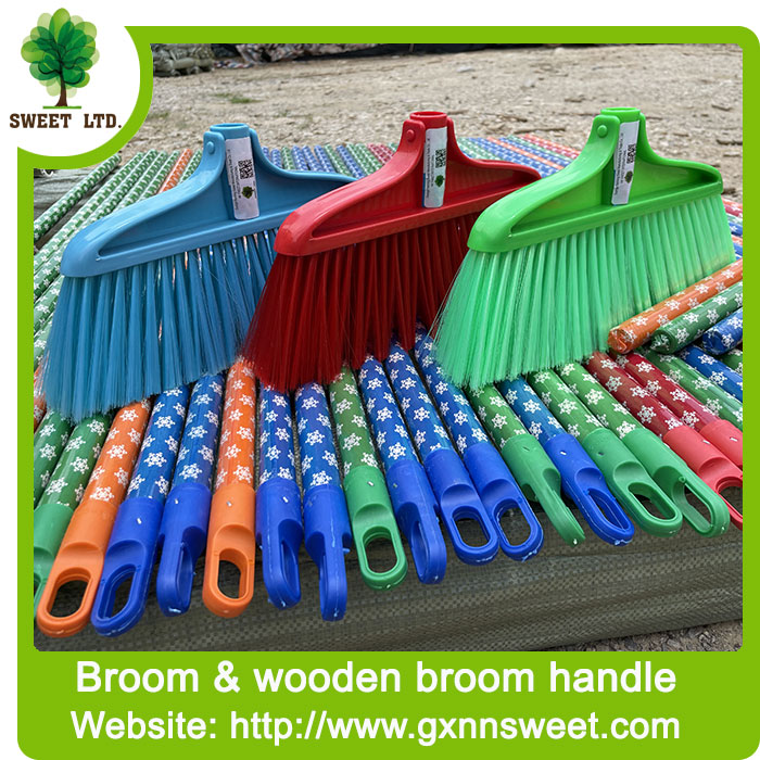 BOOM Household Cleaning Windproof Plastic Material Long Handle Broom and Dustpan Set