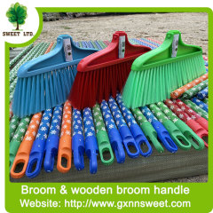 BOOM Household Cleaning Windproof Plastic Material Long Handle Broom and Dustpan Set