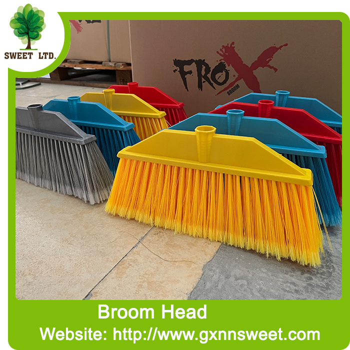 Factory direct wholesale chinese broom and dustpan set cheap plastic