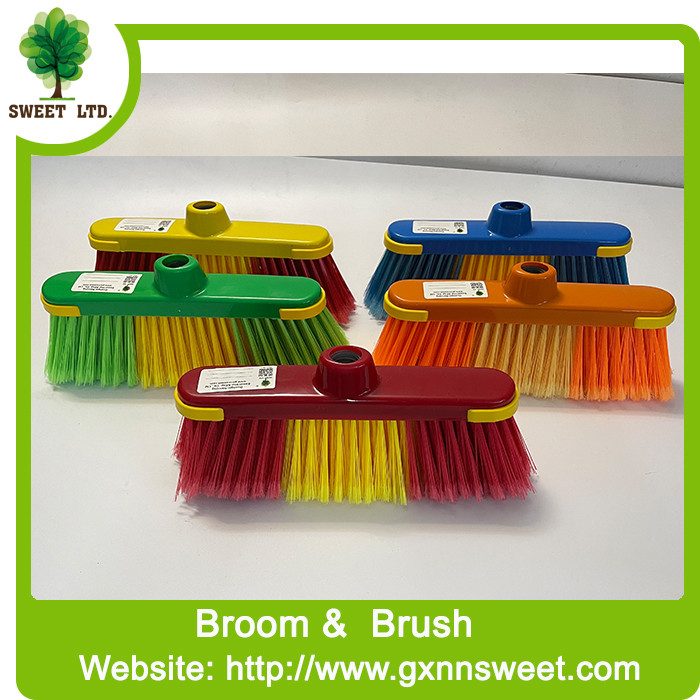Home Floor Cleaning Escobas Plastic Soft Broom with Wood Handle in Dustpan and Broom Set