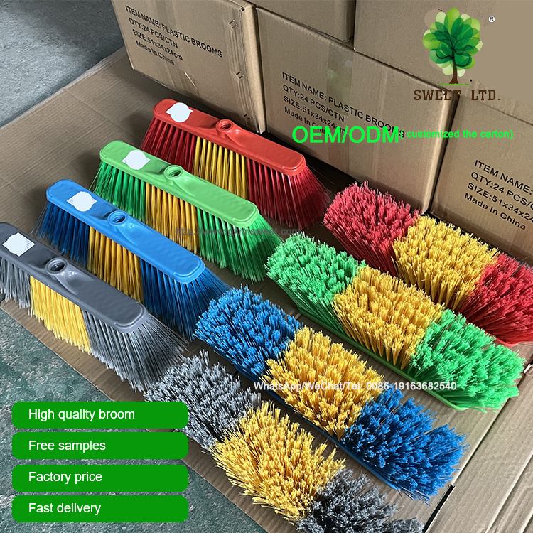 2025 New Wooden Long Broom Handle Fancy Brooms With Handle Plastic Sweeping Broom