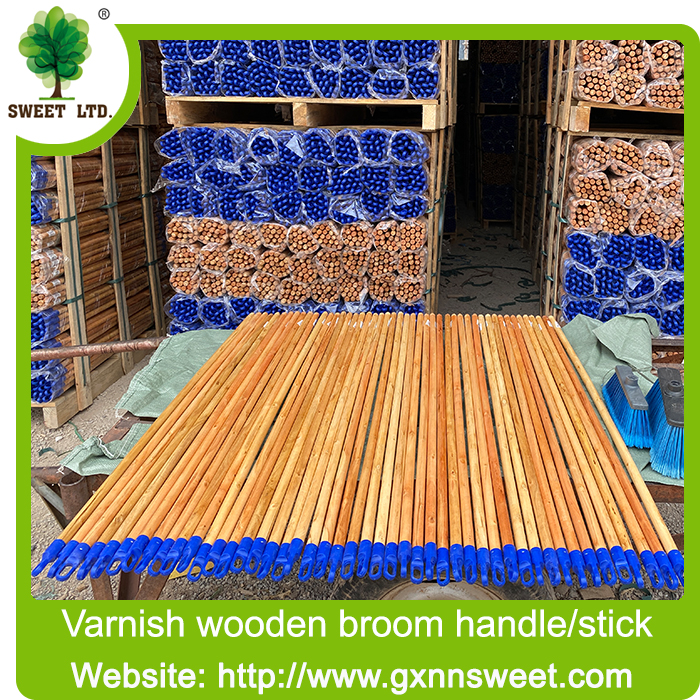 Price 120cm Eucalyptus Wood Natural Varnished PVC Wood Broom Stick Long Handle Mop Stick to Sweeping