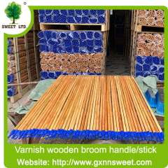 Price 120cm Eucalyptus Wood Natural Varnished PVC Wood Broom Stick Long Handle Mop Stick to Sweeping