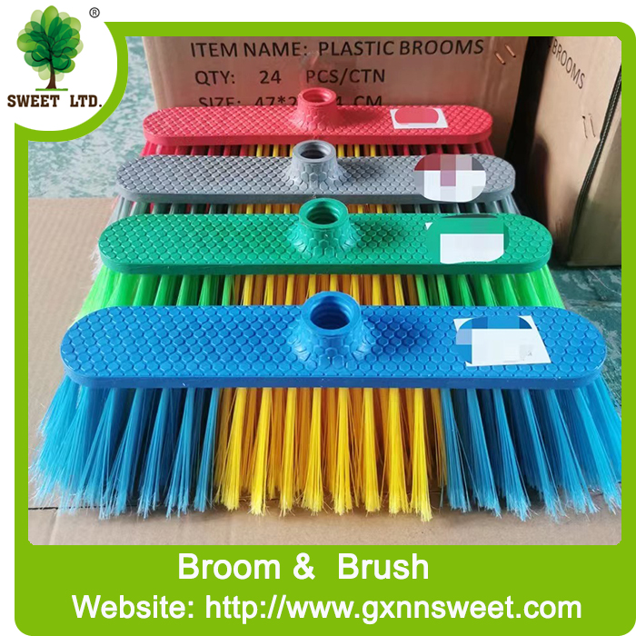 Indoor Outdoor Plastic Floor Cleaning Sweeping Broom Brush Plastic Broom With Wood Stick Brooms