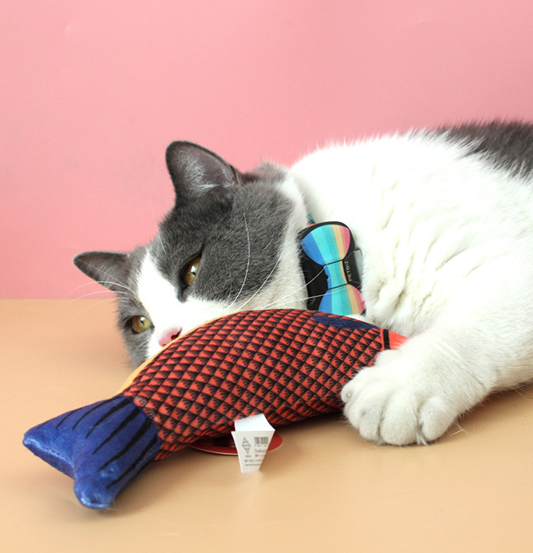 LOS ANDES Catnip Toy, Plush Fish Cat Toy, Cat Chew Toy, Catnip Filled Cartoon Fish for Interactive Kitty Chew Toys Cat Teething Cat Exercise