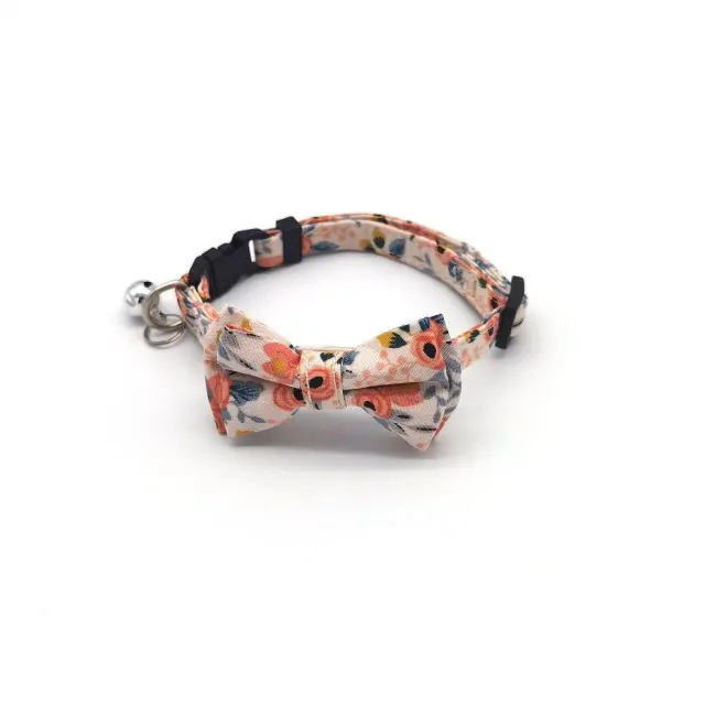 LOS ANDES Cat Collar Breakaway with Cute Bow Tie and Flower Printed for Kitty Adjustable Safety