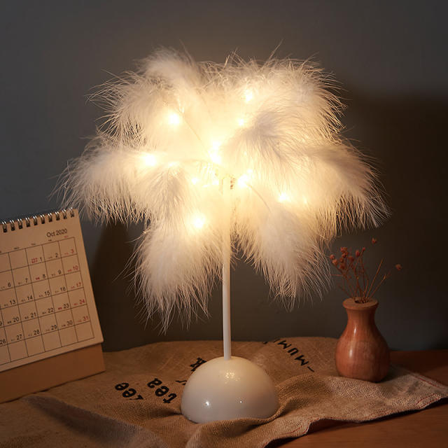 LED feather table lamp
