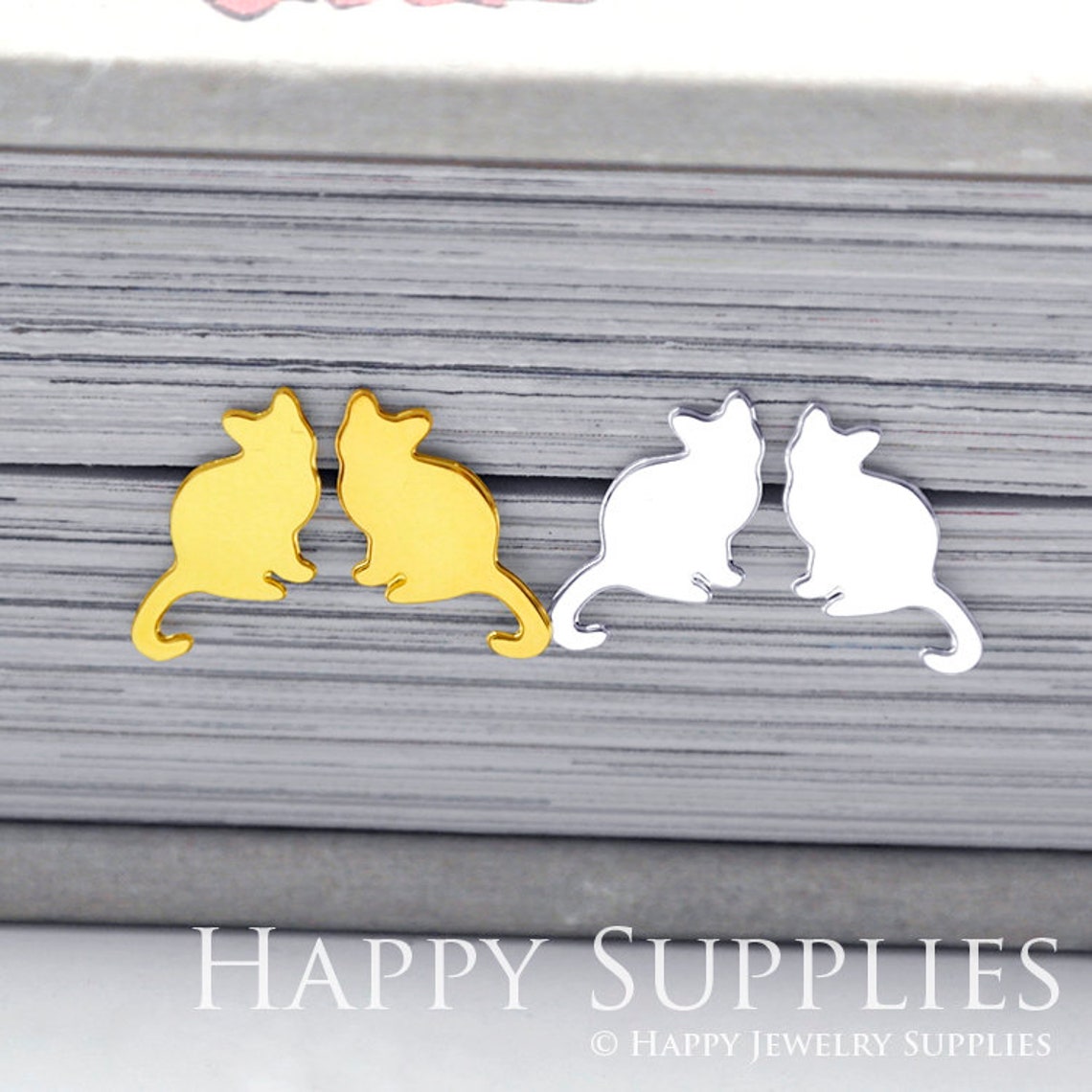 Stud Earrings, Sitting Cat Brass Earrings, Raw Brass Stud Earrings With Stainless Steel Earring Posts, Earring Stud Findings (ZEN217) 4pcs/Lot