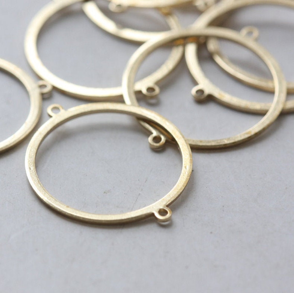 Brass Jewelry Charms, Circle Raw Brass Earring Charms, Brass Jewelry Pendants, Raw Brass Jewelry Findings, Brass Pendants Jewelry Wholesale (NZG159)