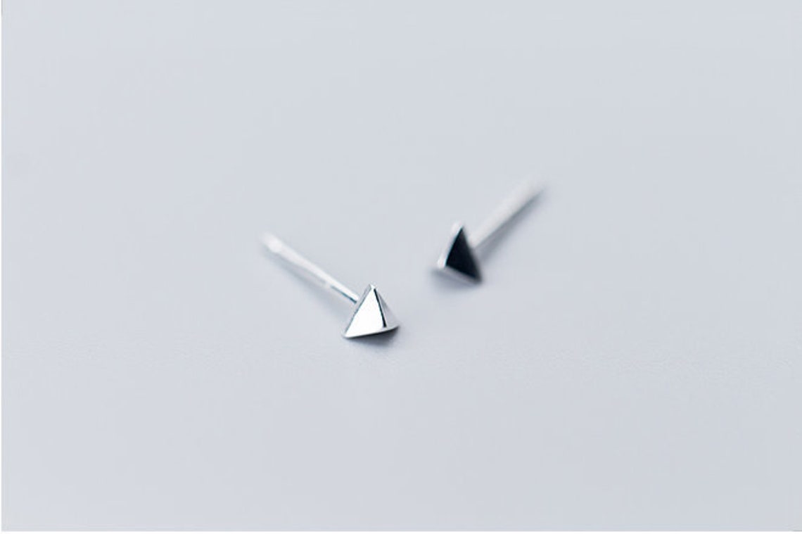 Stud Earrings,Sterling Silver Stud Earrings,Tiny Stud Earrings, Minimalist Earrings,Earrings Studs,Earring Findings,Triangle Earrings(YER038)