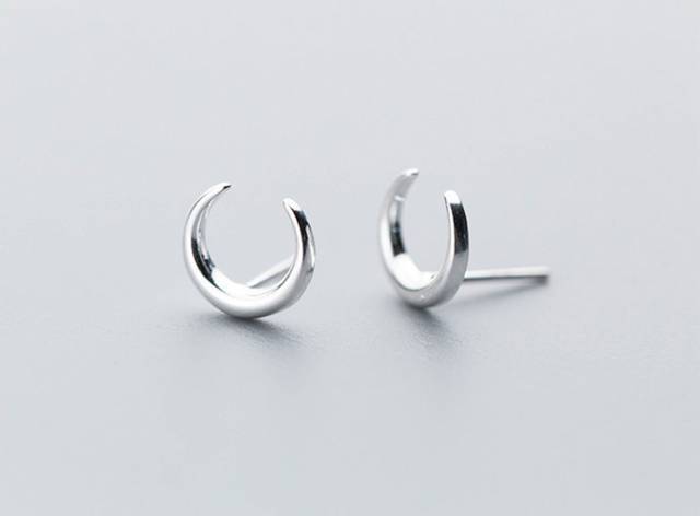 Stud Earrings,Sterling Silver Stud Earrings,Tiny Stud Earrings,Minimalist Earrings,Earrings Studs,Earring Findings,Moom Earrings(ZE291)