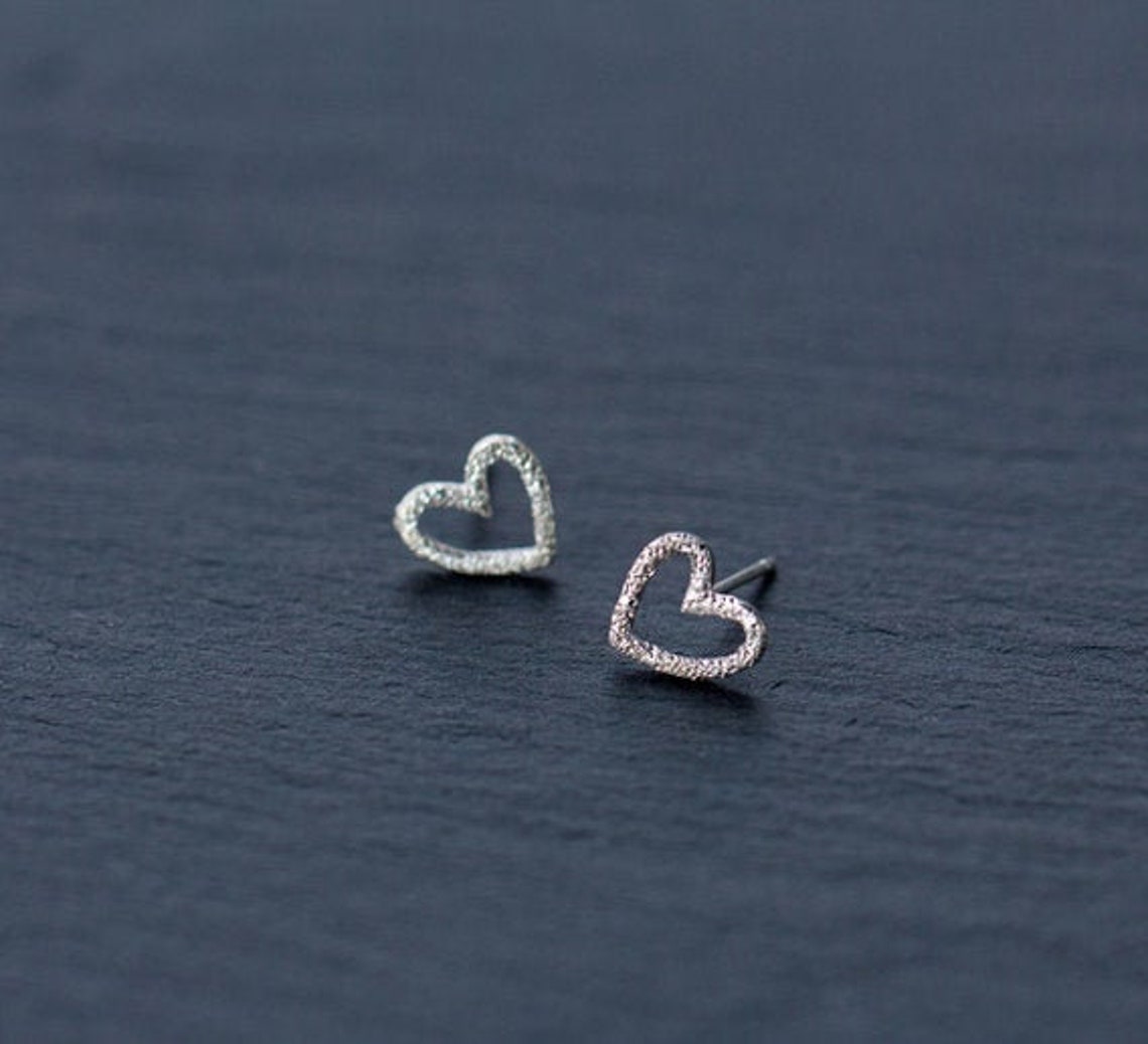 Stud Earrings,Sterling Silver Stud Earrings,Tiny Stud Earrings, Minimalist Earrings, Earrings Studs, Earring Findings,Heart Earrings(YER007)