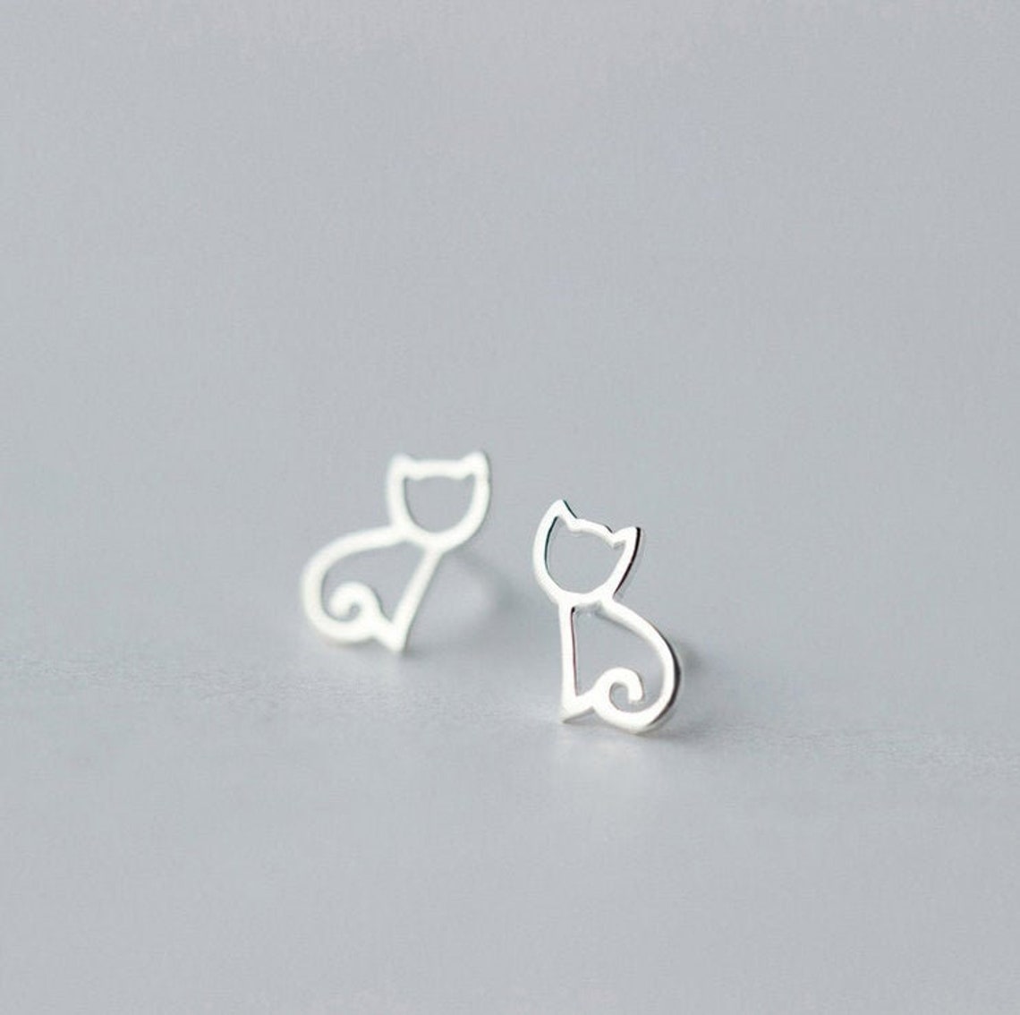 Stud Earrings,Sterling Silver Stud Earrings,Tiny Stud Earrings,Minimalist Earrings,Earrings Studs,Earring Findings,Cat Earrings(YER035)