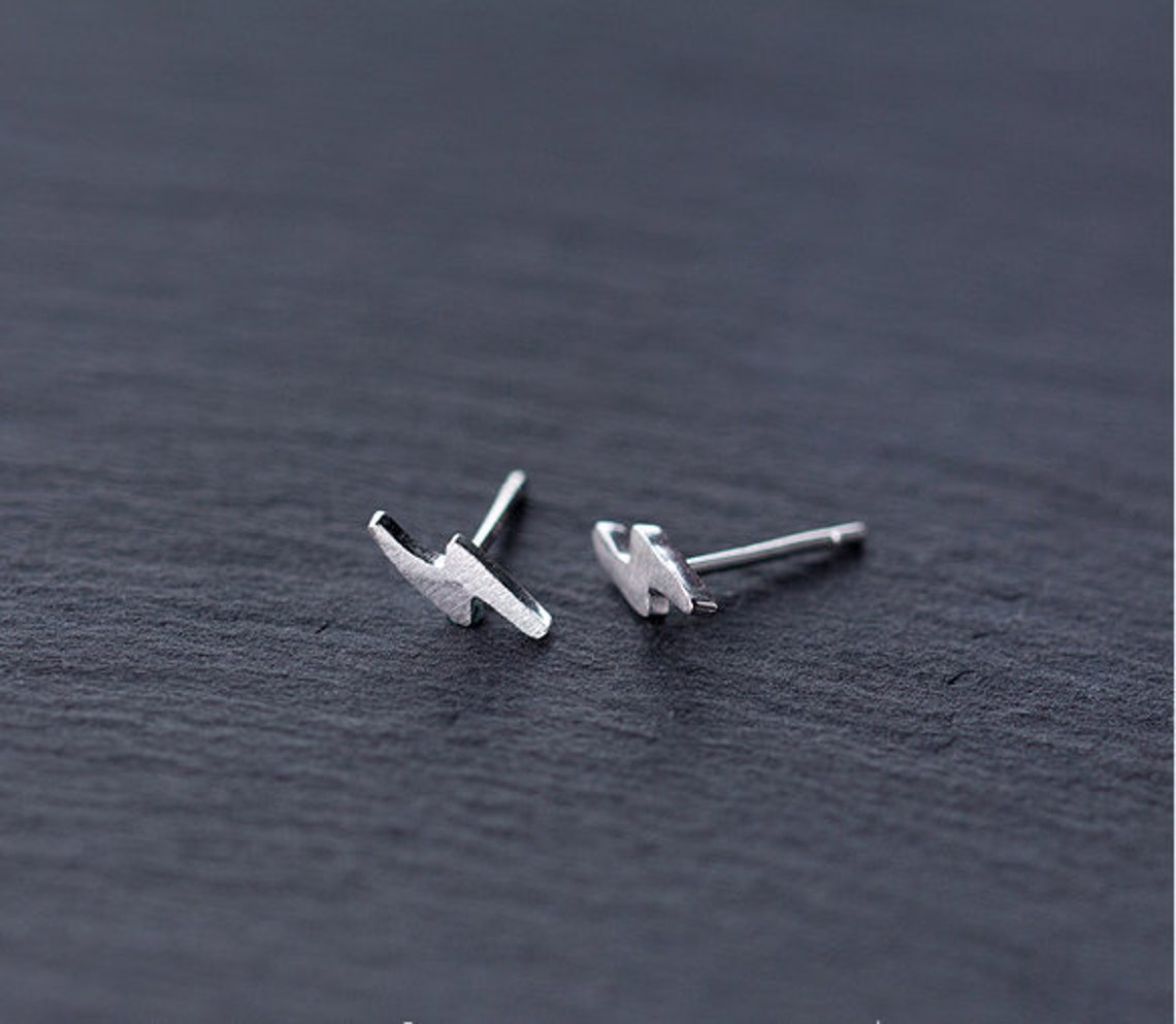 Stud Earrings,Sterling Silver Stud Earrings,Tiny Stud Earrings,Minimalist Earrings,Earrings Studs,Earring Findings,Lightning Earrings(YER034)