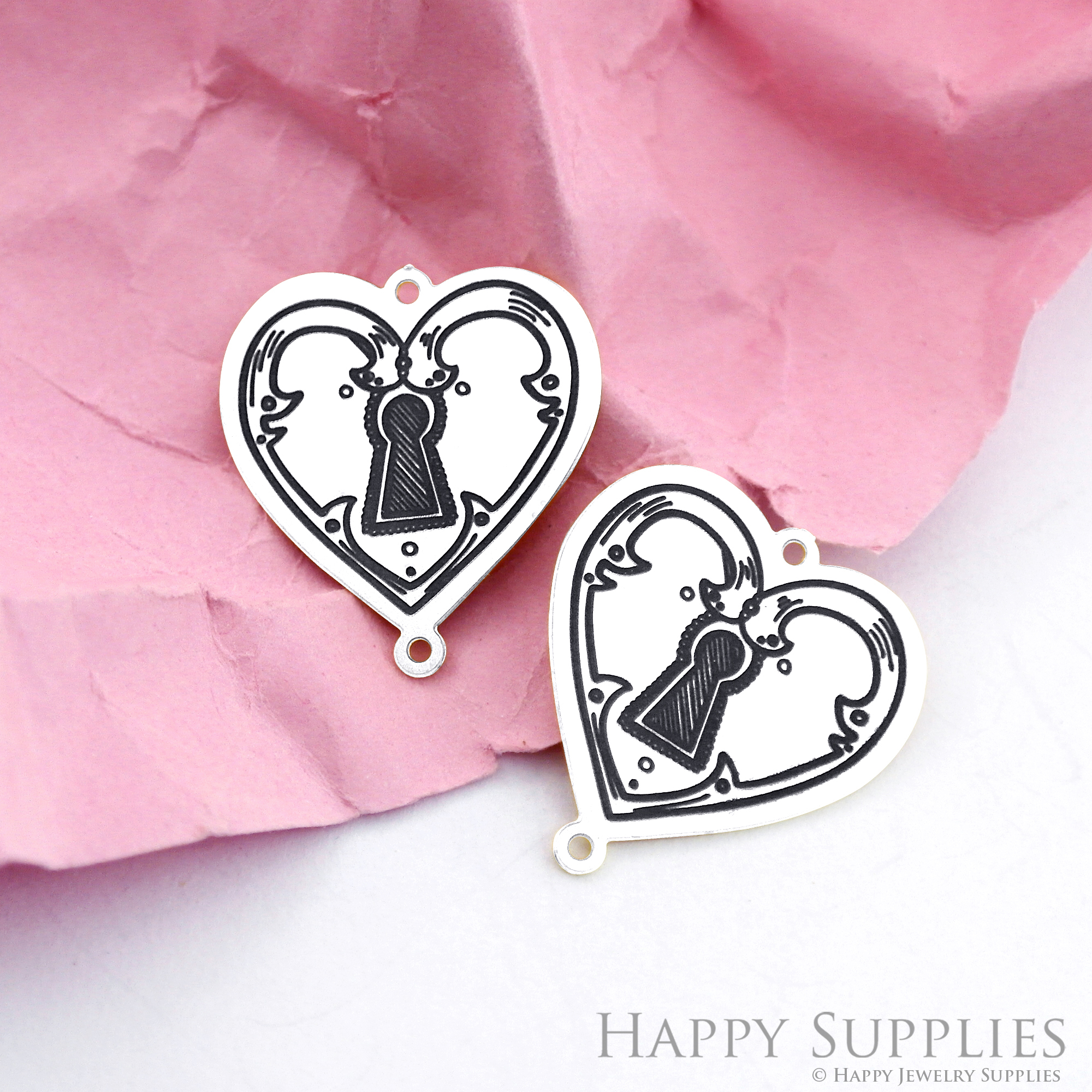 Making Jewelry Findings Raw Brass Bead Pendant Laser Cut Engraved Black Heart Charm For DIY Necklace Earrings(ERD124)