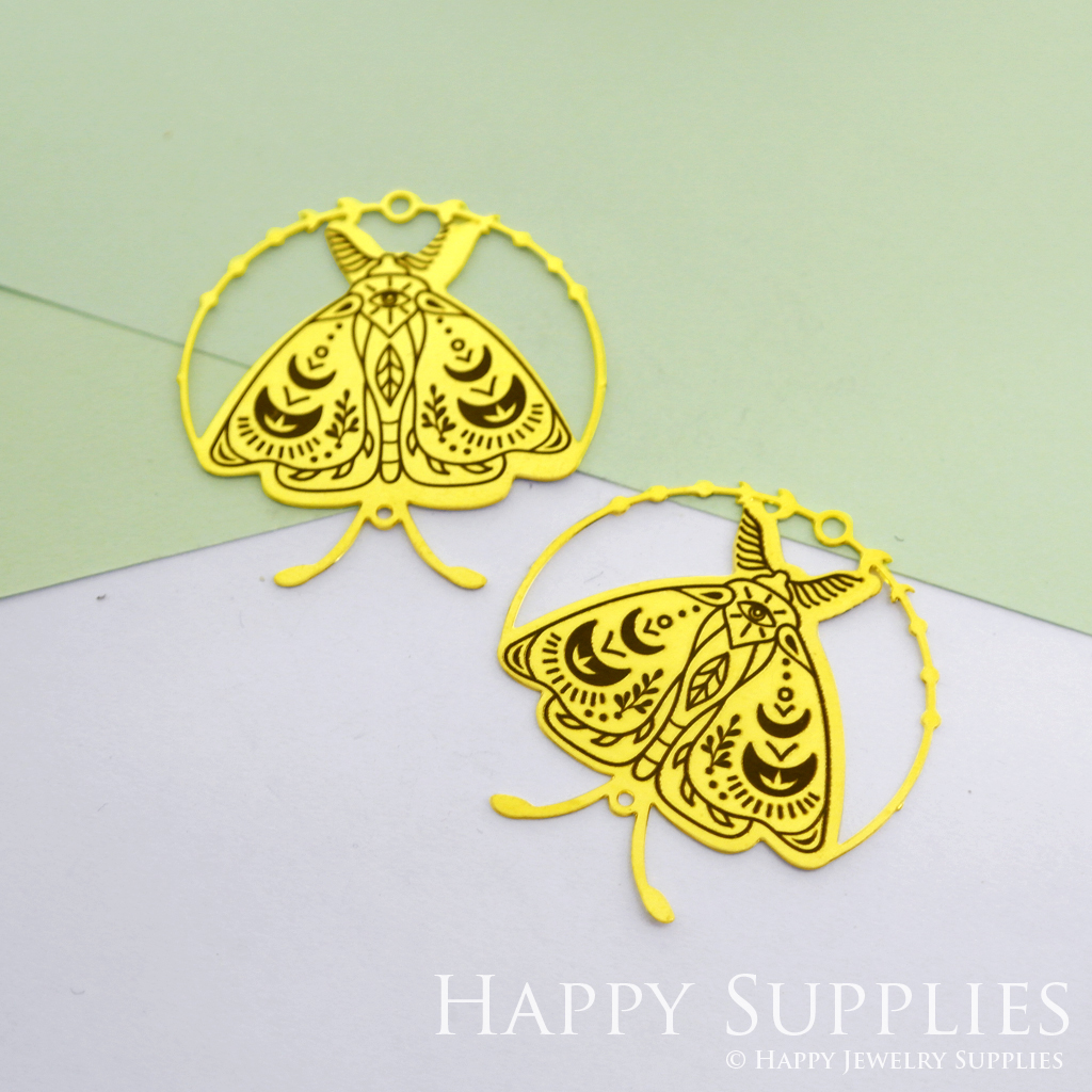 Making Jewelry Findings Raw Brass Bead Pendant Laser Cut Engraved Black Moth Charm For DIY Necklace Earrings(ERD087)