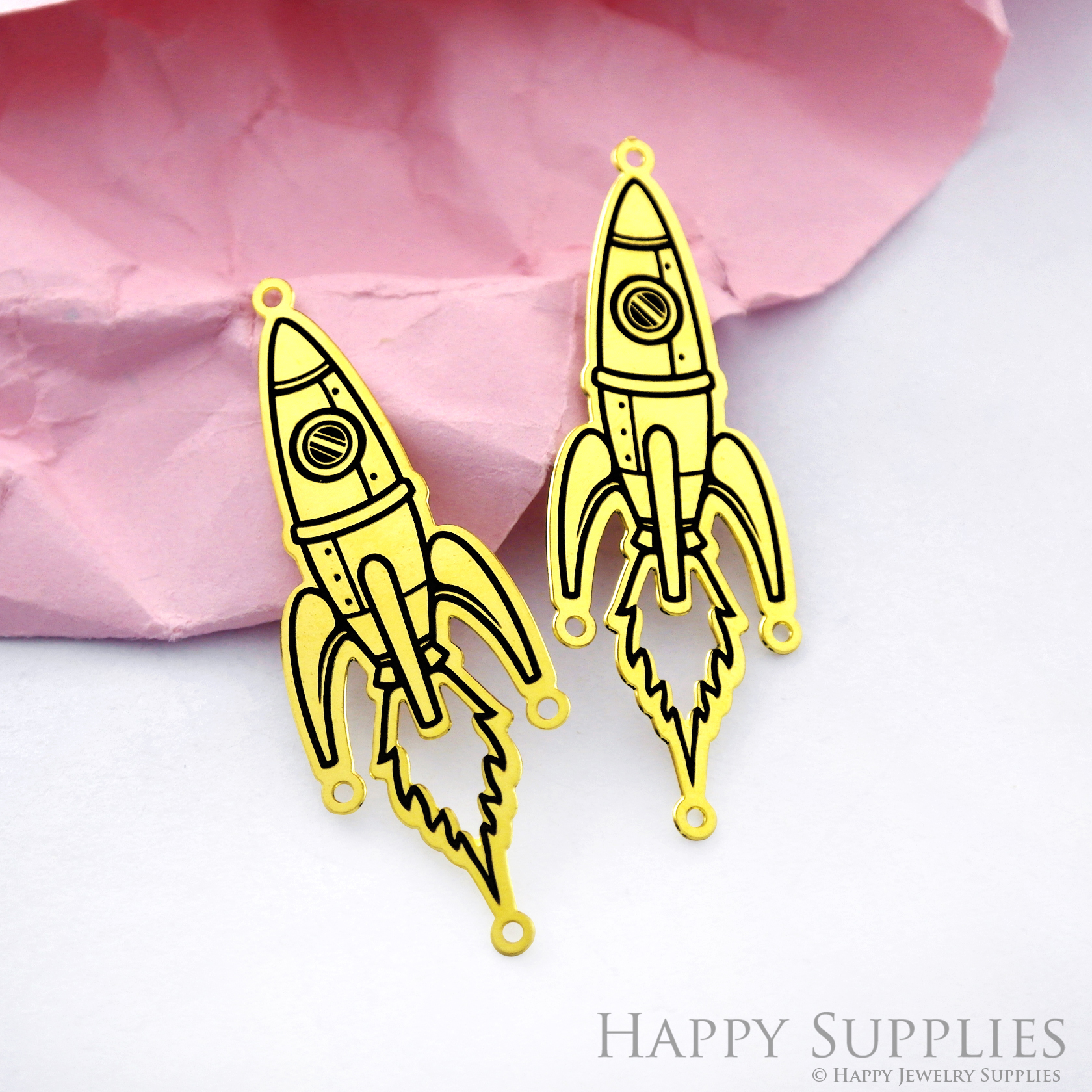 Making Jewelry Findings Raw Brass Bead Pendant Laser Cut Engraved Black Rocket Charm For DIY Necklace Earrings (ERD169)
