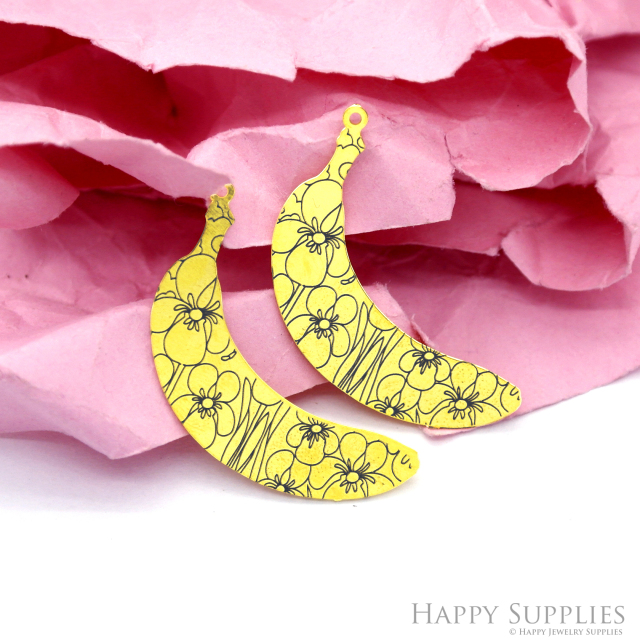 Making Jewelry Findings Raw Brass Bead Pendant Laser Cut Engraved Black Banana Charm For DIY Necklace Earrings (ERD220)