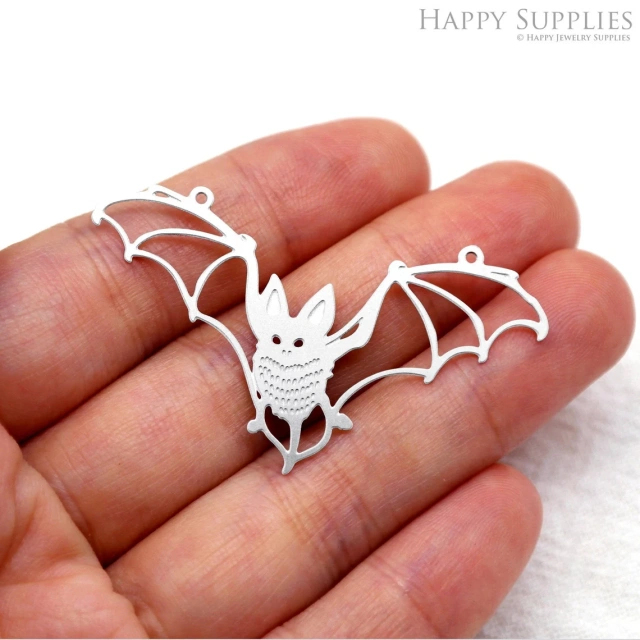 Corroded Stainless Steel Jewelry Charms, Bat Corroded Stainless Steel Earring Charms, Corroded Stainless Steel Silver Jewelry Pendants, Corroded Stainless Steel Silver Jewelry Findings, Corroded Stainless Steel Pendants Jewelry Wholesale (SSB587)