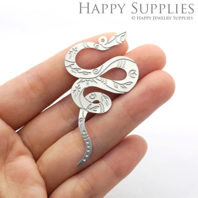 Corroded Stainless Steel Jewelry Charms, Snake Corroded Stainless Steel Earring Charms, Corroded Stainless Steel Silver Jewelry Pendants, Corroded Stainless Steel Silver Jewelry Findings, Corroded Stainless Steel Pendants Jewelry Wholesale (SSB139)