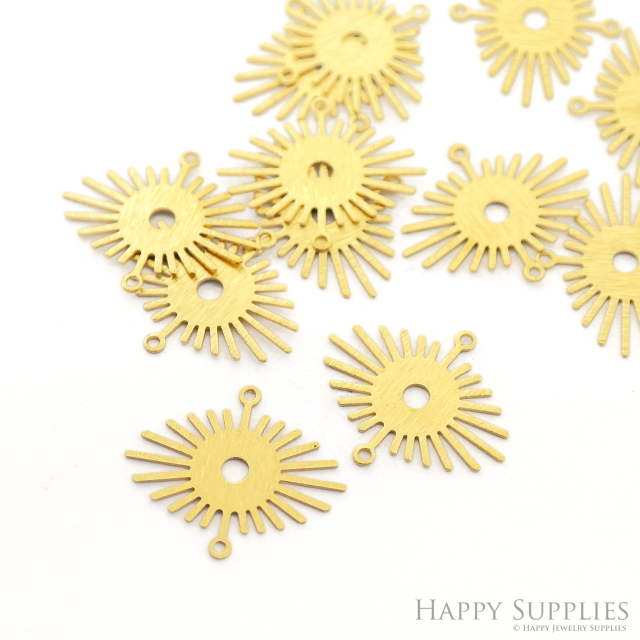 Brass Sun Charms - Textured Sun Shaped Raw Brass Pendant - Earring Findings - Jewellery Supplies - 20.5x24x0.6mm (NZG356)