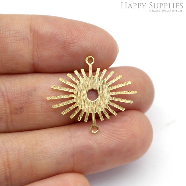 Brass Sun Charms - Textured Sun Shaped Raw Brass Pendant - Earring Findings - Jewellery Supplies - 20.5x24x0.6mm (NZG356)