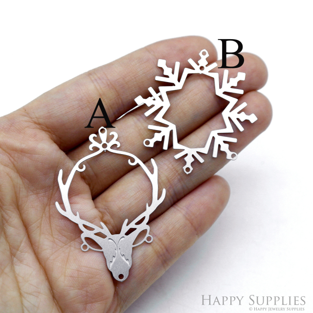 Corroded Stainless Steel Jewelry Charms, Reindeer Corroded Stainless Steel Earring Charms, Corroded Stainless Steel Silver Jewelry Pendants, Corroded Stainless Steel Silver Jewelry Findings, Corroded Stainless Steel Pendants Jewelry Wholesale (SSB830-A)