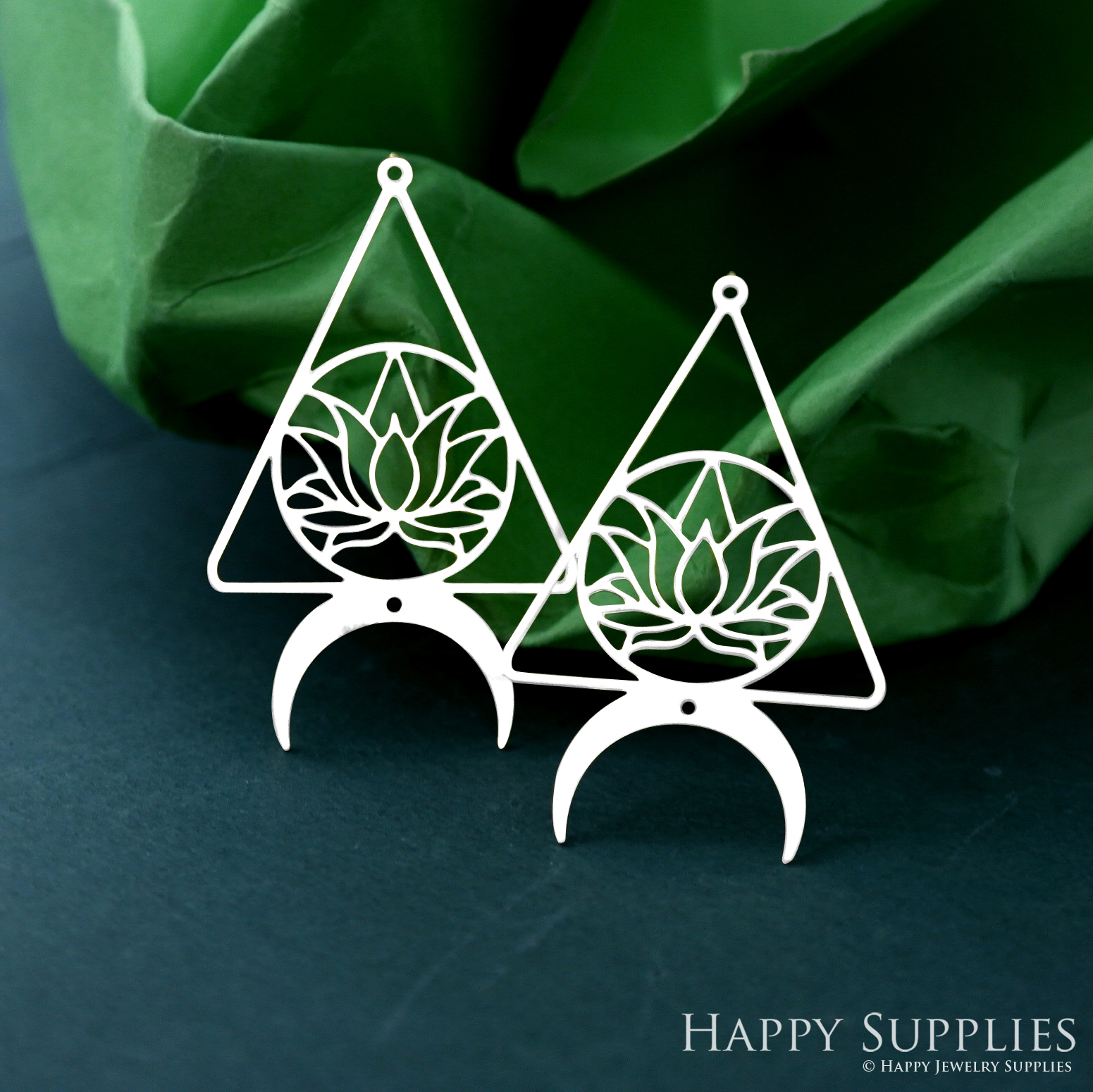 Stainless Steel Jewelry Charms, Lotus Stainless Steel Earring Charms, Stainless Steel Silver Jewelry Pendants, Stainless Steel Silver Jewelry Findings, Stainless Steel Pendants Jewelry Wholesale (SSD2490)