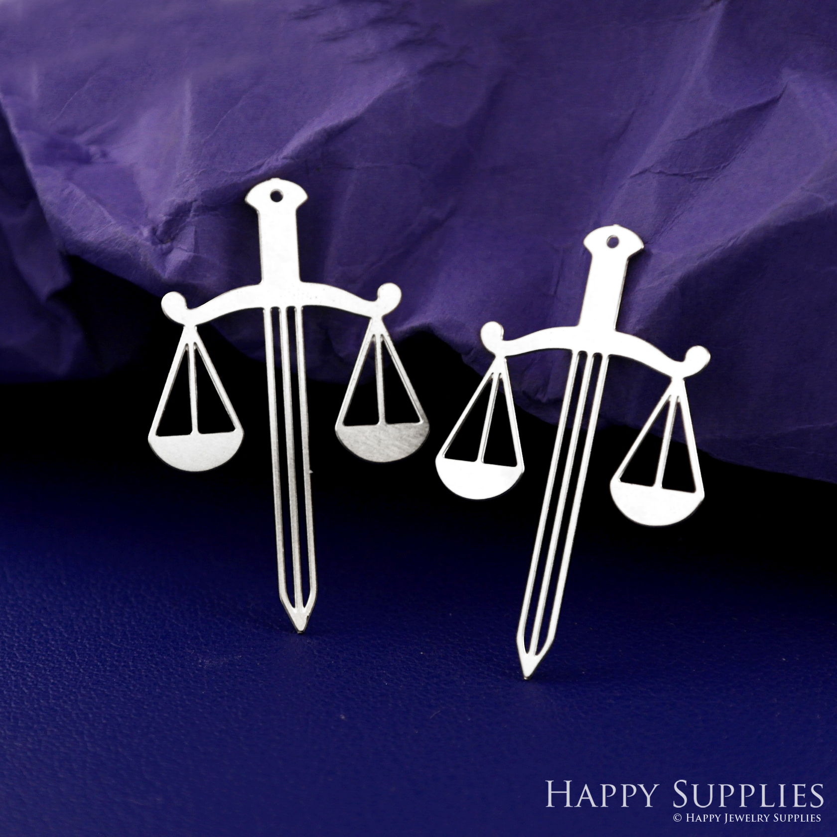 Stainless Steel Jewelry Charms, Brass Charms, Sword Charms, Earrings Findings, Stainless Steel Silver Jewelry Pendants, Brass Jewelry Findings, Stainless Steel Pendants Jewelry Wholesale (SSD2691)