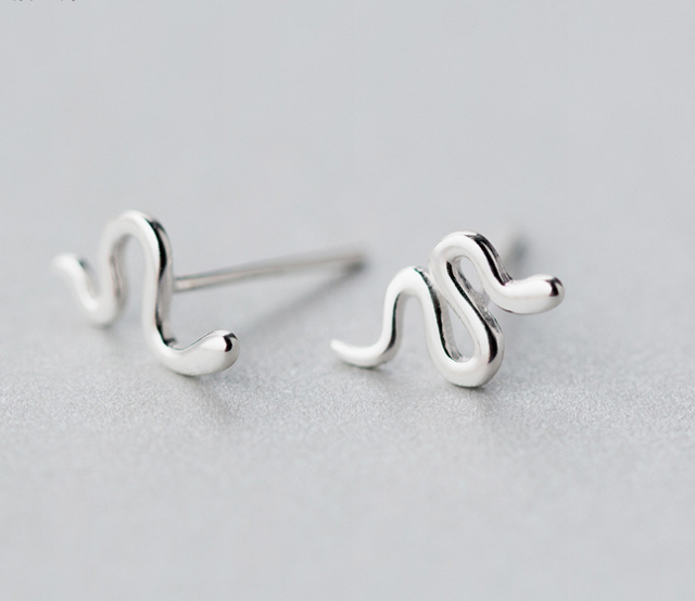 Stud Earrings,Sterling Silver Stud Earrings,Tiny Stud Earrings,Minimalist Earrings,Earrings Studs,Earring Findings, Snake Earrings(YER031)