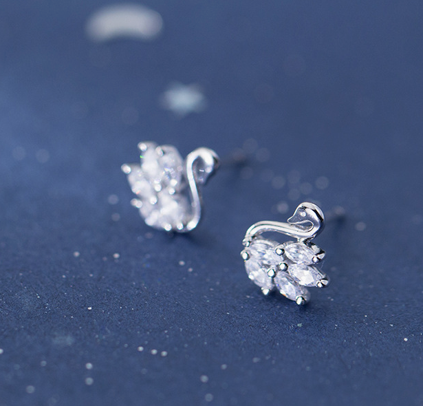 Stud Earrings,Sterling Silver Stud Earrings,Tiny Stud Earrings,Minimalist Earrings,Earrings Studs,Earring Findings, Swan Earrings(YER070)