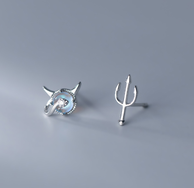 Stud Earrings,Sterling Silver Stud Earrings,Tiny Stud Earrings,Minimalist Earrings,Earrings Studs,Earring Findings, Little Devil Earrings(YER087)