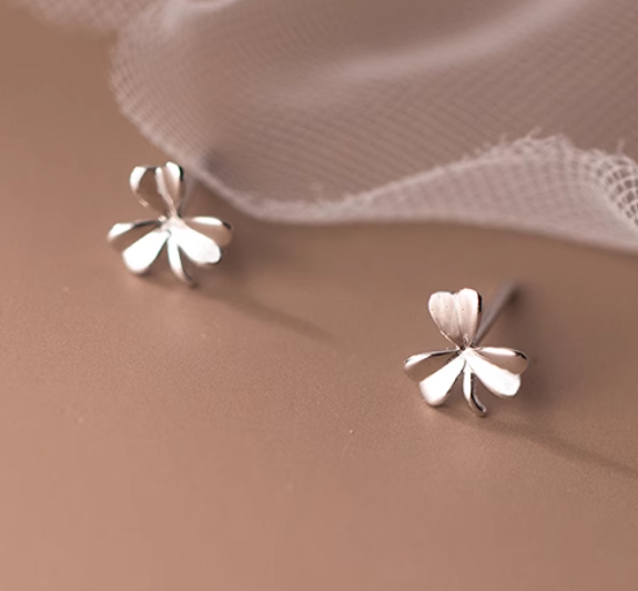 Stud Earrings,Sterling Silver Stud Earrings,Tiny Stud Earrings,Minimalist Earrings,Earrings Studs,Earring Findings, Flower Leaves Earrings(YER125)