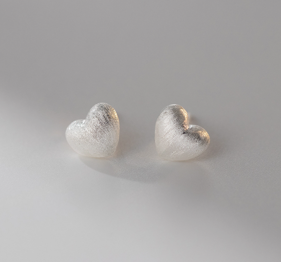 Stud Earrings,Sterling Silver Stud Earrings,Tiny Stud Earrings,Minimalist Earrings,Earrings Studs,Earring Findings, Heart Earrings (YER131)