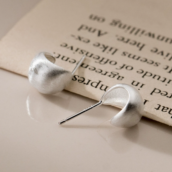 Stud Earrings,Sterling Silver Stud Earrings,Tiny Stud Earrings,Minimalist Earrings,Earrings Studs,Earring Findings, Geometric camber Earrings (YER149)