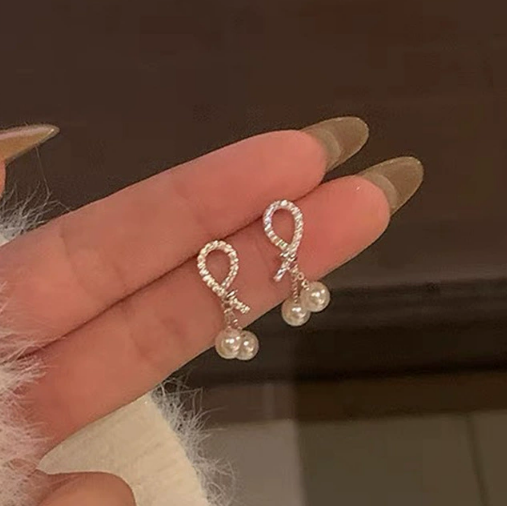 Stud Earrings,Sterling Silver Stud Earrings,Tiny Stud Earrings,Minimalist Earrings,Earrings Studs,Earring Findings, Geometric Pearl Earrings (YER153)