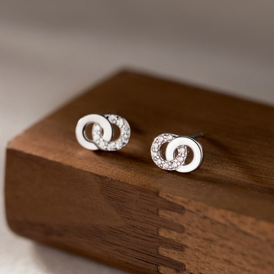 Stud Earrings,Sterling Silver Stud Earrings,Tiny Stud Earrings,Minimalist Earrings,Earrings Studs,Earring Findings, Geometric Ring interlocking diamond Earrings (YER167)