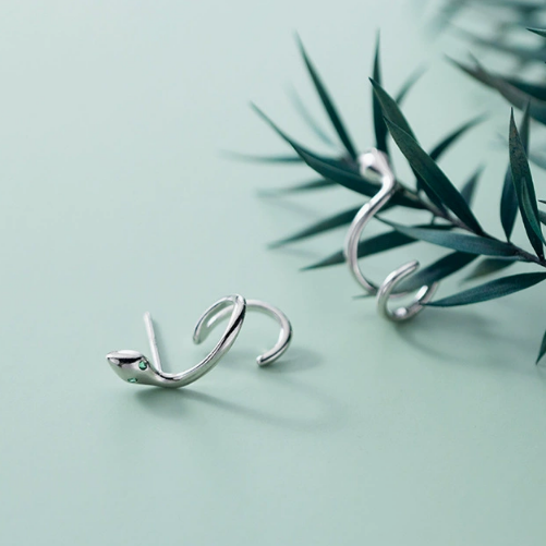 Stud Earrings,Sterling Silver Stud Earrings,Tiny Stud Earrings,Minimalist Earrings,Earrings Studs,Earring Findings, Geometric snakelet Earrings (YER169)
