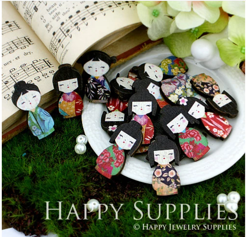 Handmade Jewelry Making Supplies Beads Cut Wooden Japanese Doll Charm For DIY Necklace Earring Brooch (CWD06)