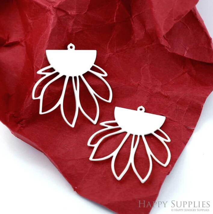 Stainless Steel Jewelry Charms, Raw Brass Charms, Geometric Flower Charms, Earrings Findings, Stainless Steel Silver Jewelry Pendants, Brass Jewelry Findings, Stainless Steel Pendants Jewelry Wholesale (D2302)